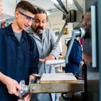 Travail, école et formation – Tchat en direct avec webcam et micro